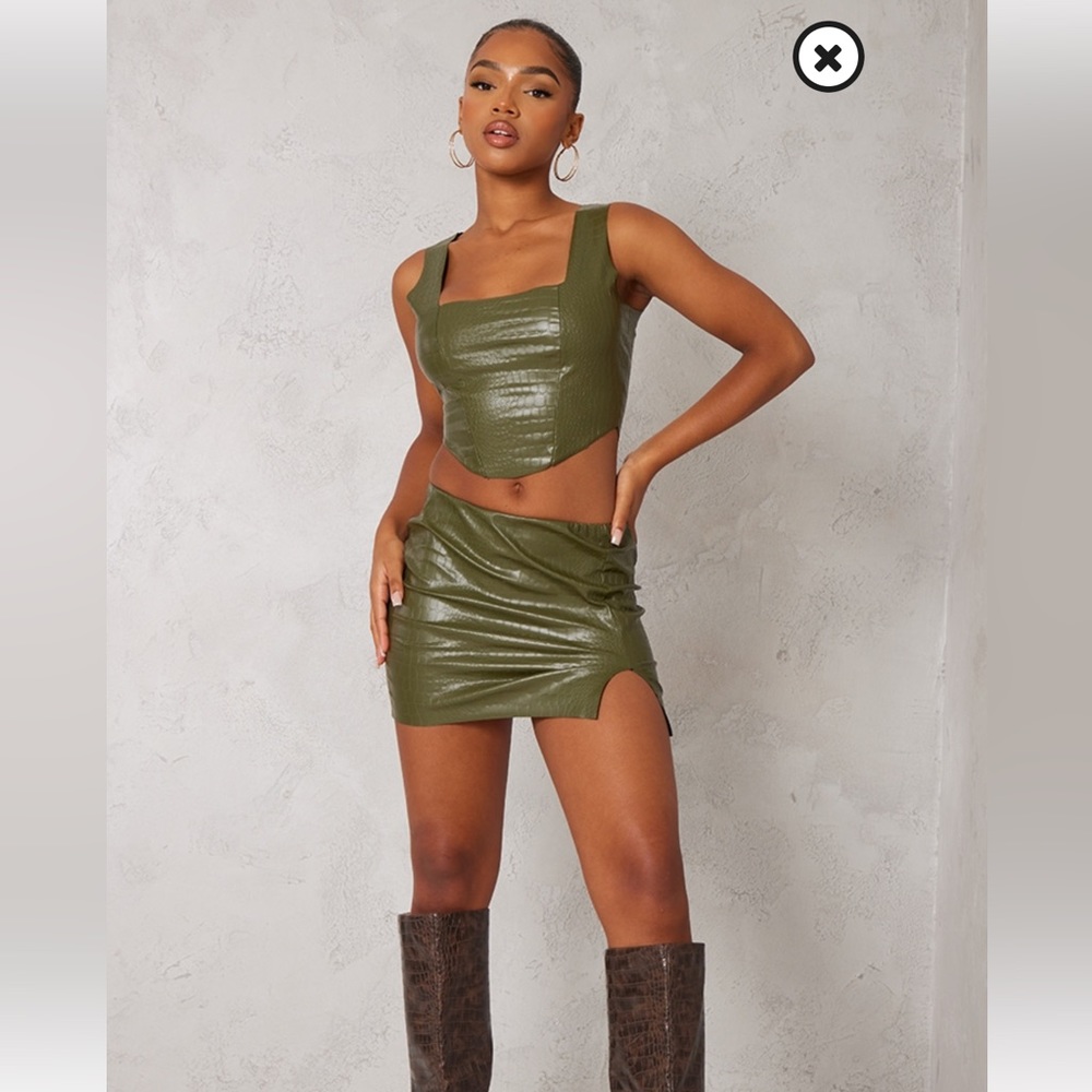 Khaki Croc Vinyl Set PLT